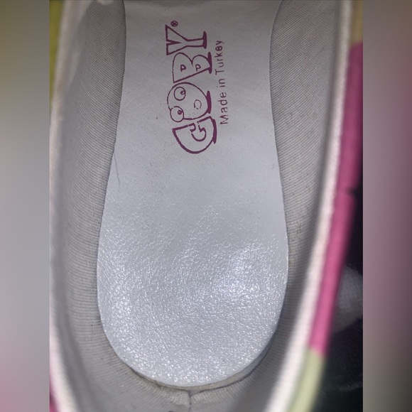 Coby Shoes - Picture 7 of 9